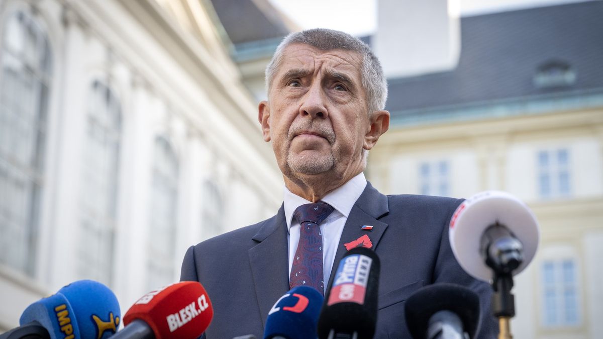 Vláda hned tak nebude. Proč Babiš mlčí, je záhada